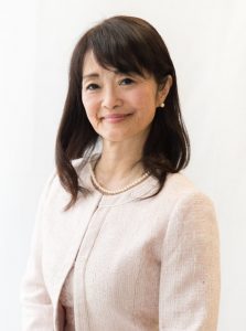 上田泰子